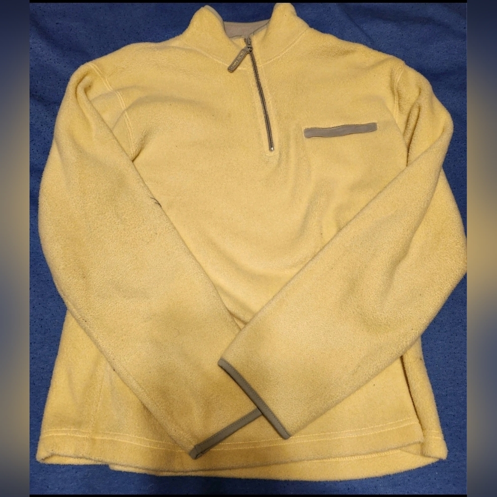 Vintage Y2K Women's Old Navy Pastel Yellow Fleece Pullover in EUC - Size XL